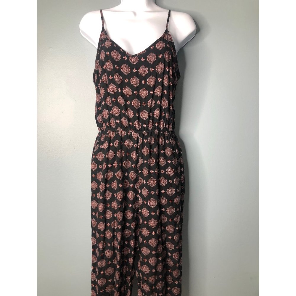 Forever 21 jumpsuit med